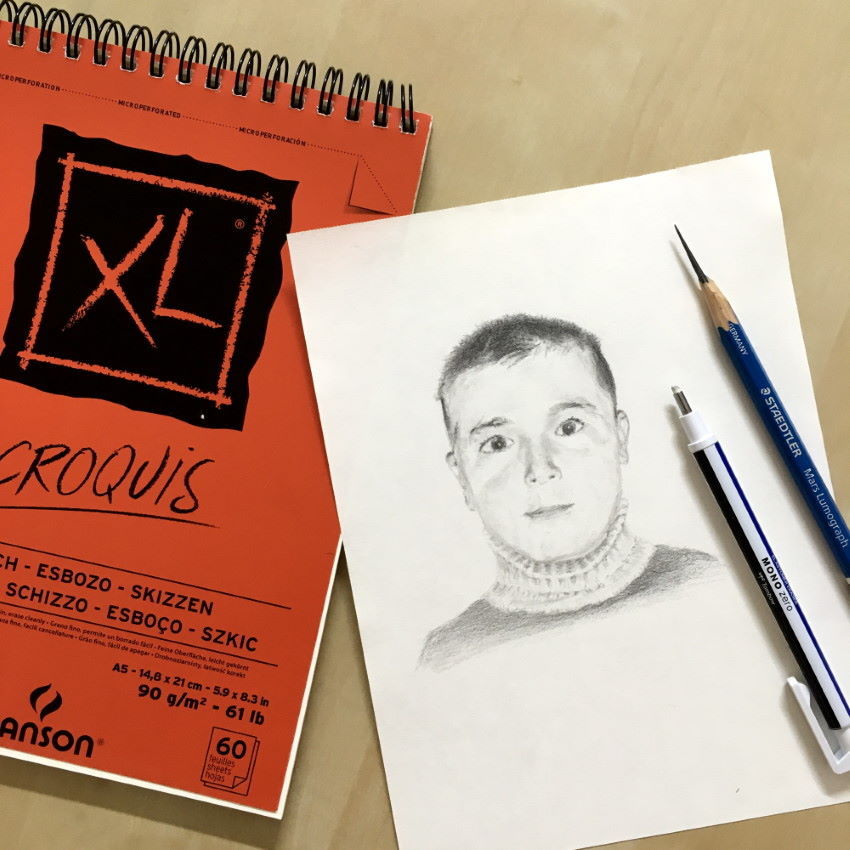 נייר Canson XL Croquis, ורישום בעיפרון של ילד