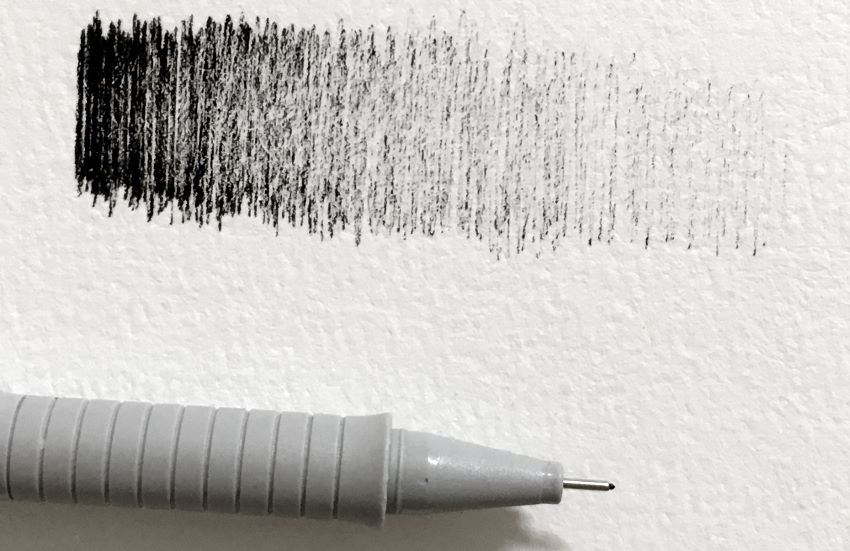 איך לצייר מעברים בערכי בהירות בעזרת עט